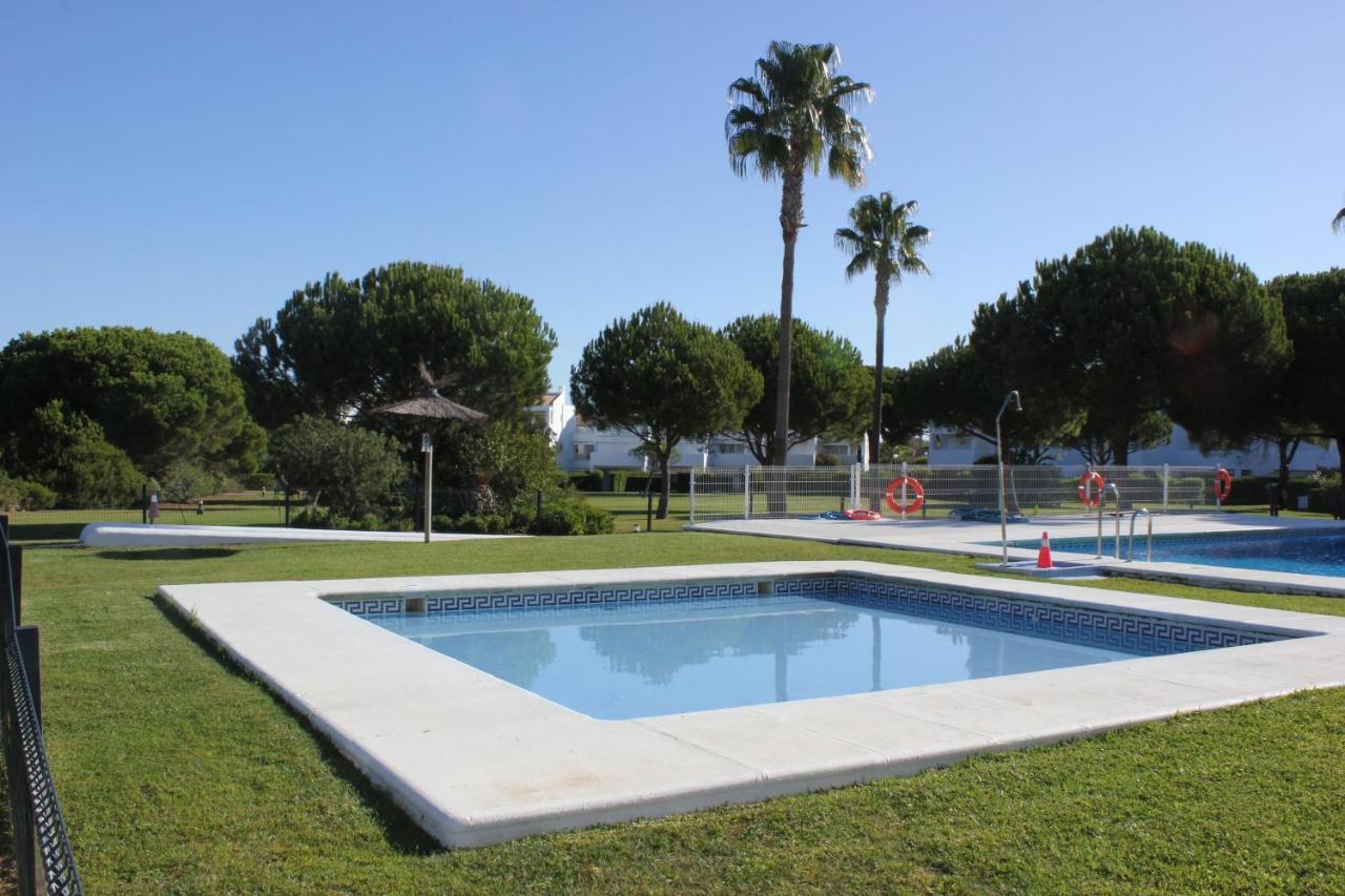 Apartamento Retama Golf II Chiclana de la Frontera Exteriör bild